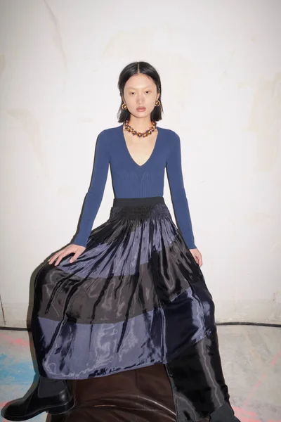 Look 12